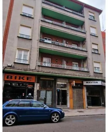Casa Damajuana Edificio Rehabilitado Sin Ascensor レオン